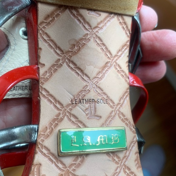 Shoes - Picture 3 of 7